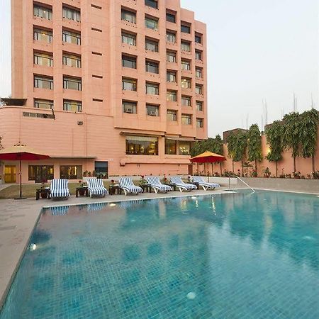 Hotel Hindusthan International, Варанаси Экстерьер фото