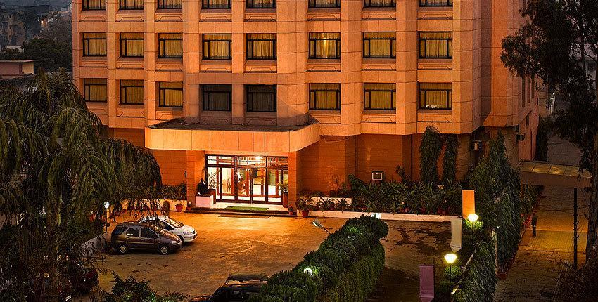 Hotel Hindusthan International, Варанаси Экстерьер фото